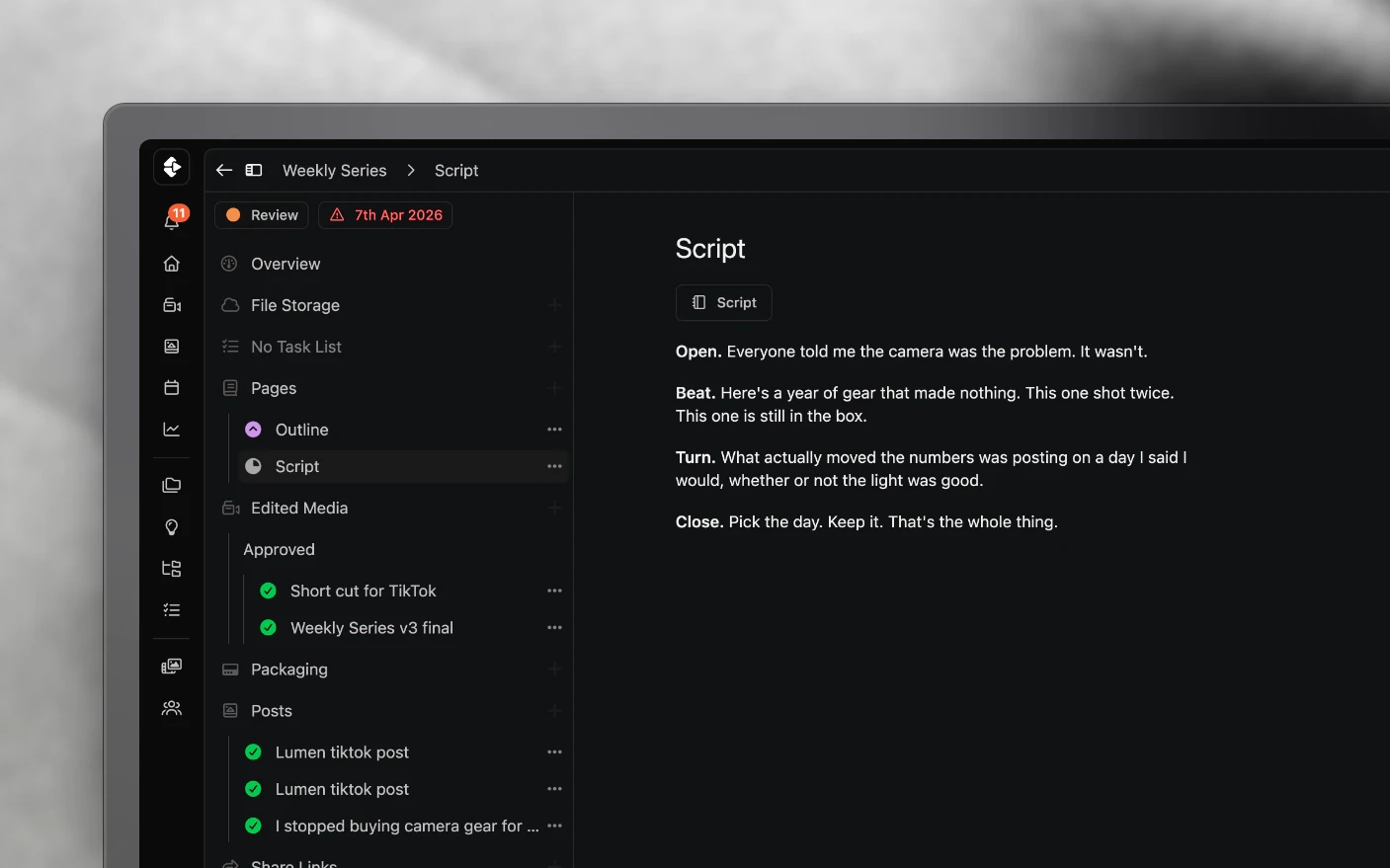 A project page open in the editor, with its review status and the team's comments